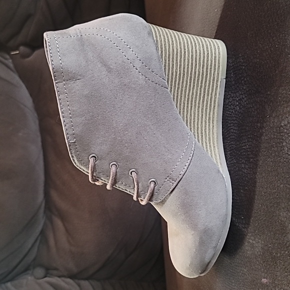 High Heel Ankle Boots - Picture 8 of 12